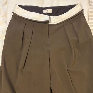 Aritzia Brown Pleated Trousers with White Trim